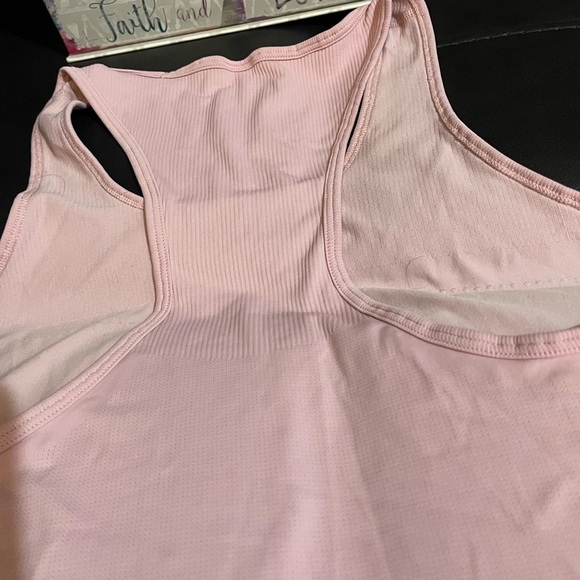 Gymshark , SOFT Lululemon Ribbed light PinkTank Top , gymshark Lululemon medium - Picture 3 of 6